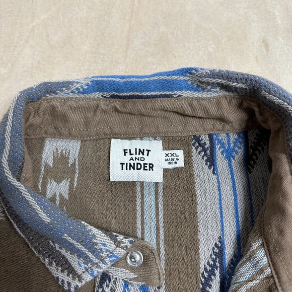 Flint And Tinder Shirt Mens 2XL Pearl Snap Long Sleeve Brown Aztec Western - Picture 3 of 4